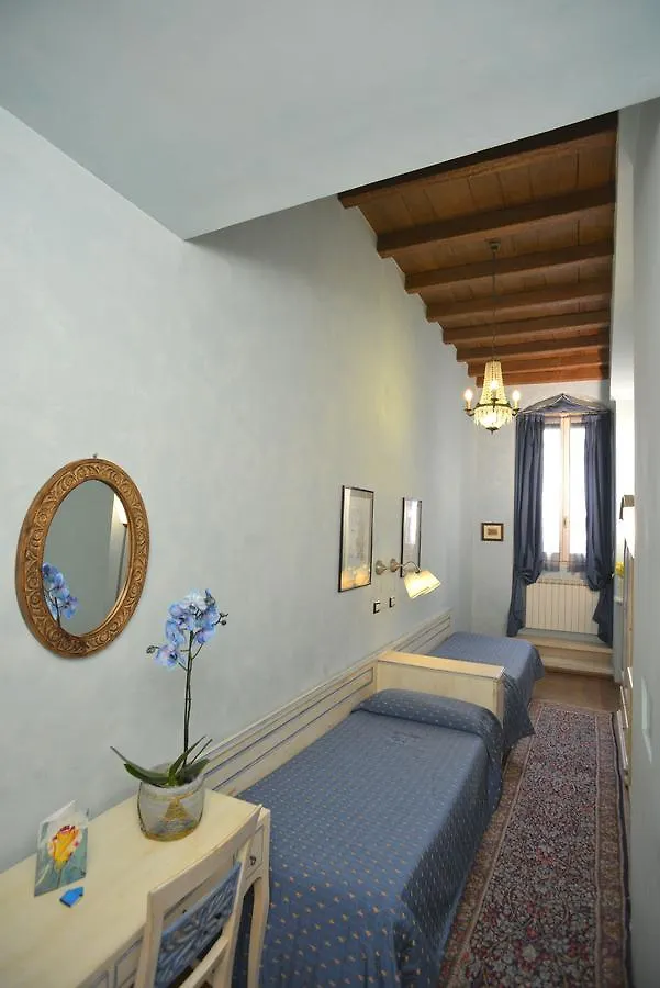 B&B La Casa Dei Tintori Florence 3*,  Italy
